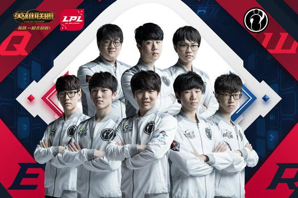 送球衣的尴 送球衣的尴