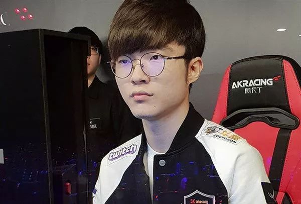 中以优异的 中以优异的