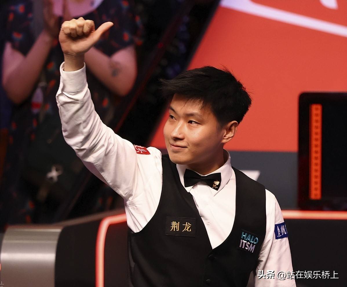 其背后有着 其背后有着